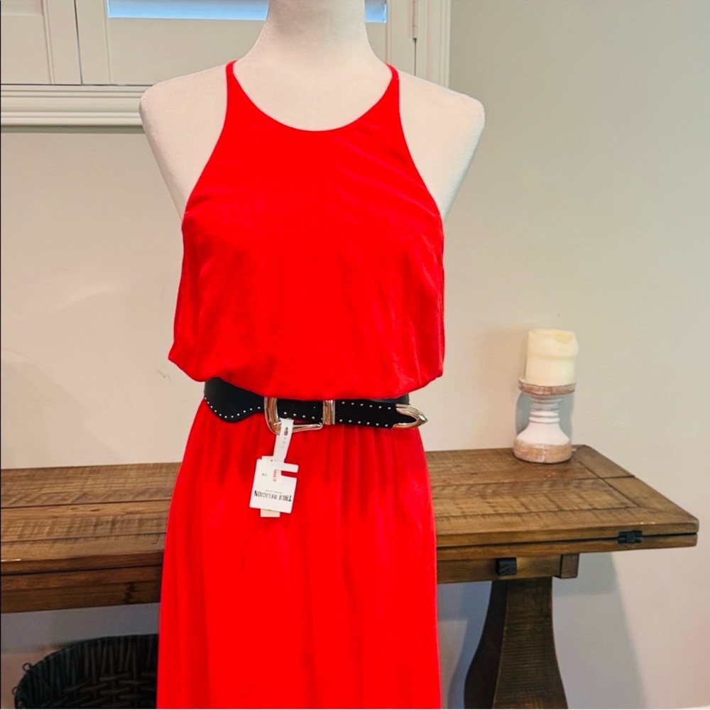 Bella Luxx Vibrant Red Maxi Dress - Picture 6 of 8